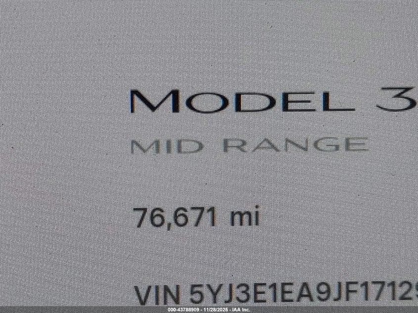 2018 Tesla Model 3 Long Range/Mid Range VIN: 5YJ3E1EA9JF171290 Lot: 43788909