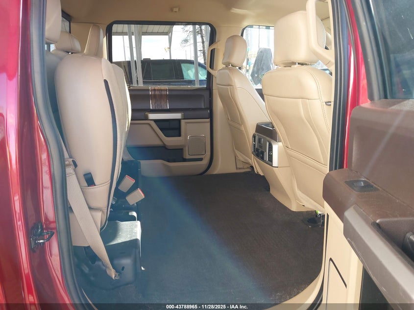 2019 Ford F-150 Lariat VIN: 1FTEW1E52KKE12099 Lot: 43788965