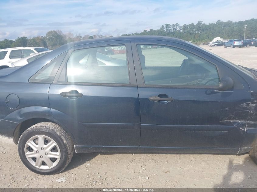 2004 Ford Focus Se VIN: 1FAFP34354W113883 Lot: 43788966