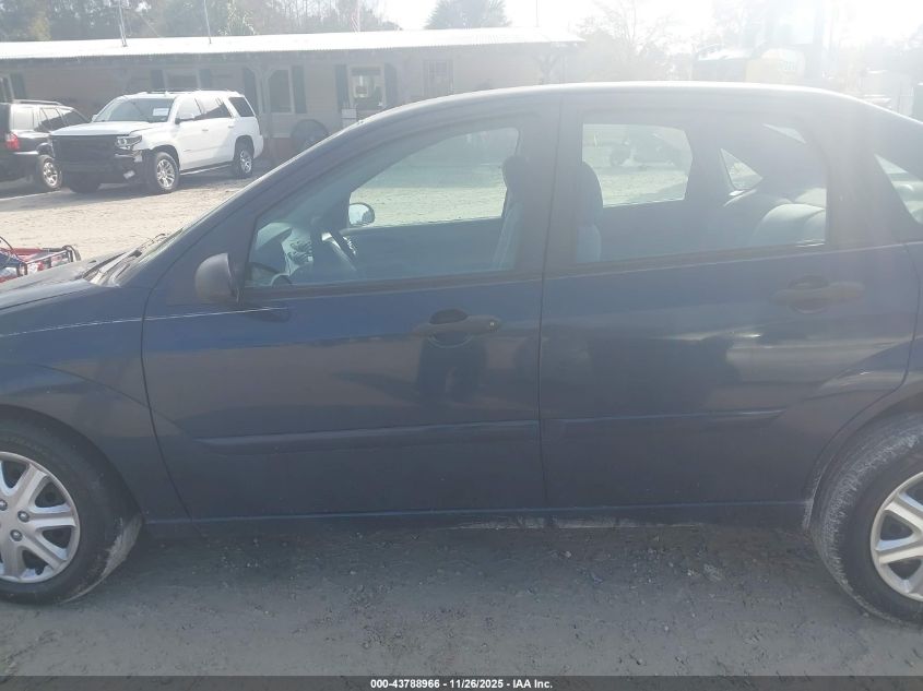 2004 Ford Focus Se VIN: 1FAFP34354W113883 Lot: 43788966