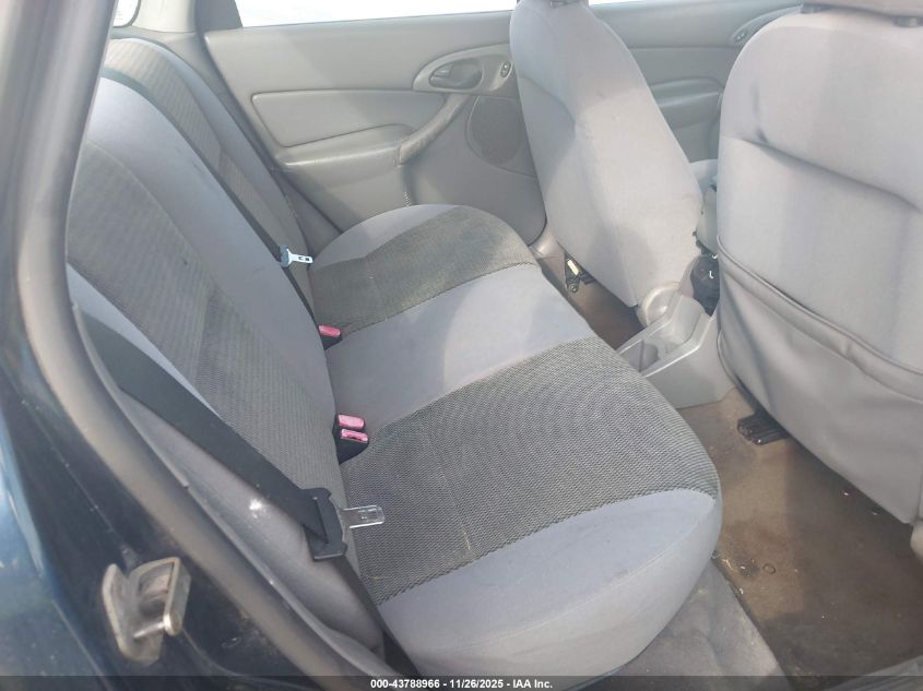 2004 Ford Focus Se VIN: 1FAFP34354W113883 Lot: 43788966