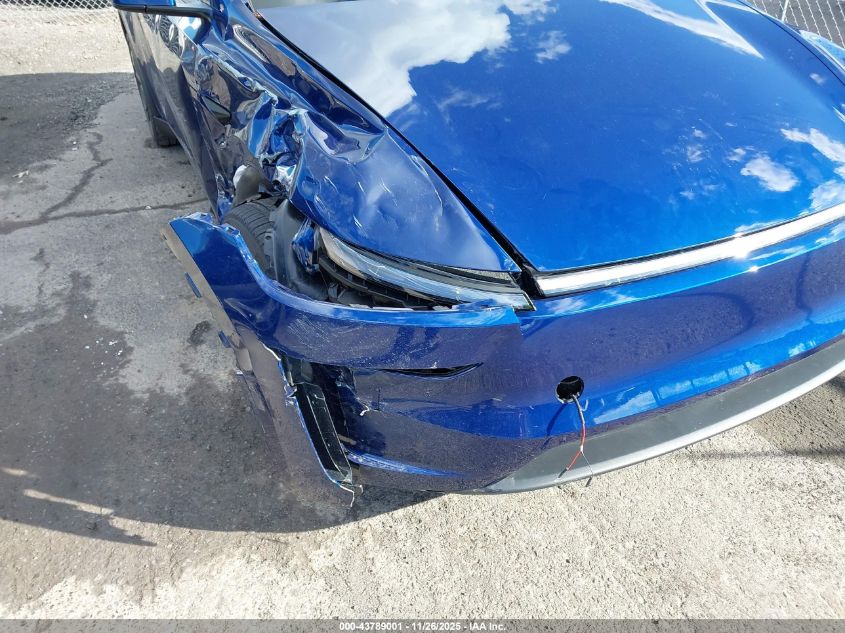 2026 Tesla Model Y Long Range Dual Motor All-Wheel Drive/Long Range Launch Series VIN: 7SAYGDEEXTA501042 Lot: 43789001