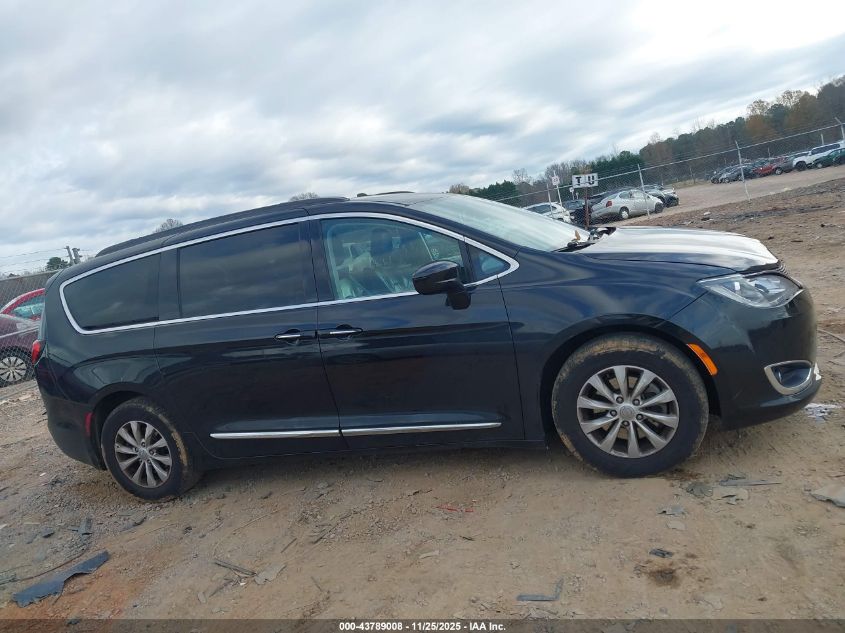 2017 Chrysler Pacifica Touring-L VIN: 2C4RC1BG1HR788061 Lot: 43789008