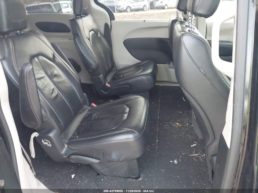 2017 Chrysler Pacifica Touring-L VIN: 2C4RC1BG1HR788061 Lot: 43789008