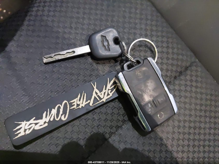 2016 Chevrolet Silverado 1500 2Lt VIN: 1GCVKREC9GZ329406 Lot: 43789011