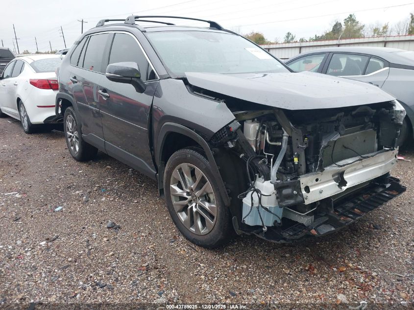 TOYOTA RAV4 XLE PREMIUM