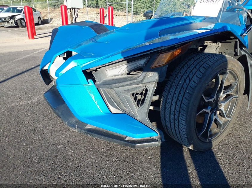 2020 Polaris Slingshot Sl VIN: 57XAAPHD3L8138548 Lot: 43789037