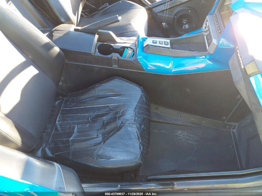 2020 Polaris Slingshot Sl VIN: 57XAAPHD3L8138548 Lot: 43789037