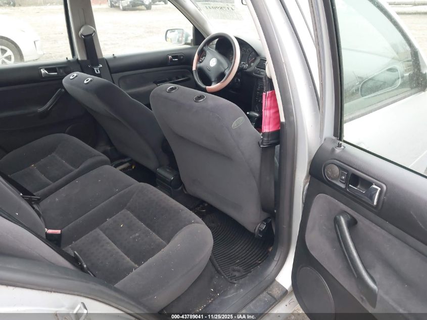 2002 Volkswagen Golf Gls 2.0L VIN: 9BWGB61J924070908 Lot: 43789041