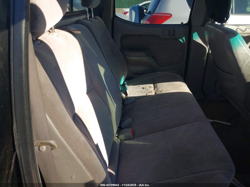 5TEHN72N64Z418302 2004 TOYOTA TACOMA photo no. 8
