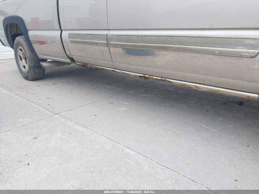 2004 Chevrolet Silverado 1500 Z71 VIN: 1GCEK19T84E268063 Lot: 43789047