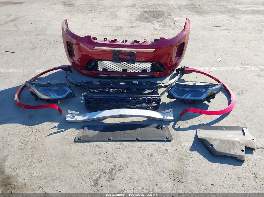 2020 Land Rover Discovery Sport R-Dynamic Se VIN: SALCL2FX1LH857592 Lot: 43789161