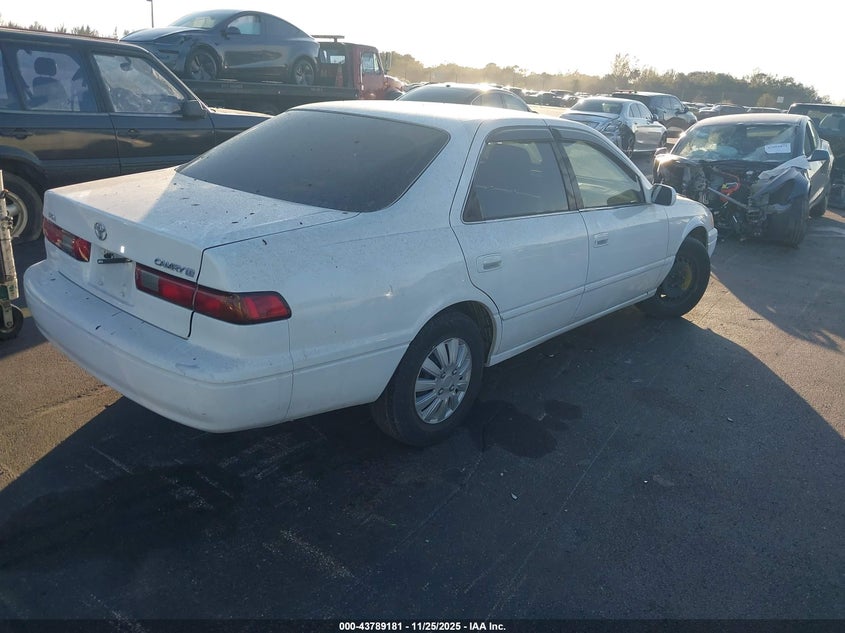JT2BG22K0X0303989 1999 TOYOTA CAMRY photo no. 4