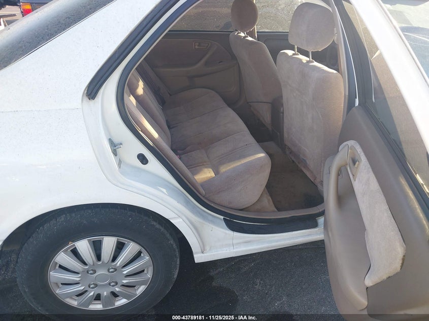 JT2BG22K0X0303989 1999 TOYOTA CAMRY photo no. 8