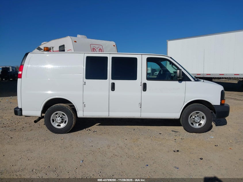 2016 Chevrolet Express 2500 Work Van VIN: 1GCWGAFF4G1335175 Lot: 43789200