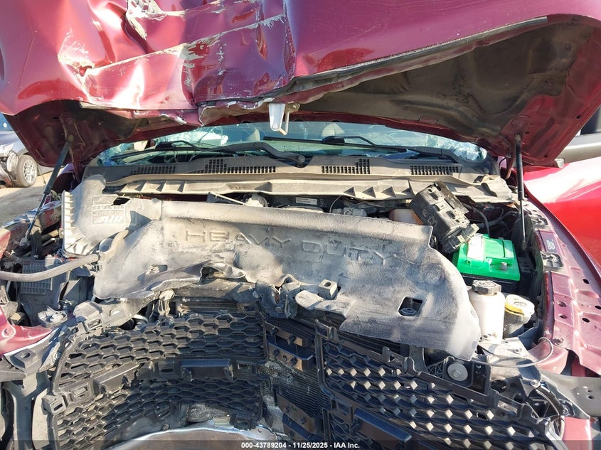 2018 Ram 3500 Tradesman 4X2 8' Box VIN: 3C63RPGL8JG421450 Lot: 43789204