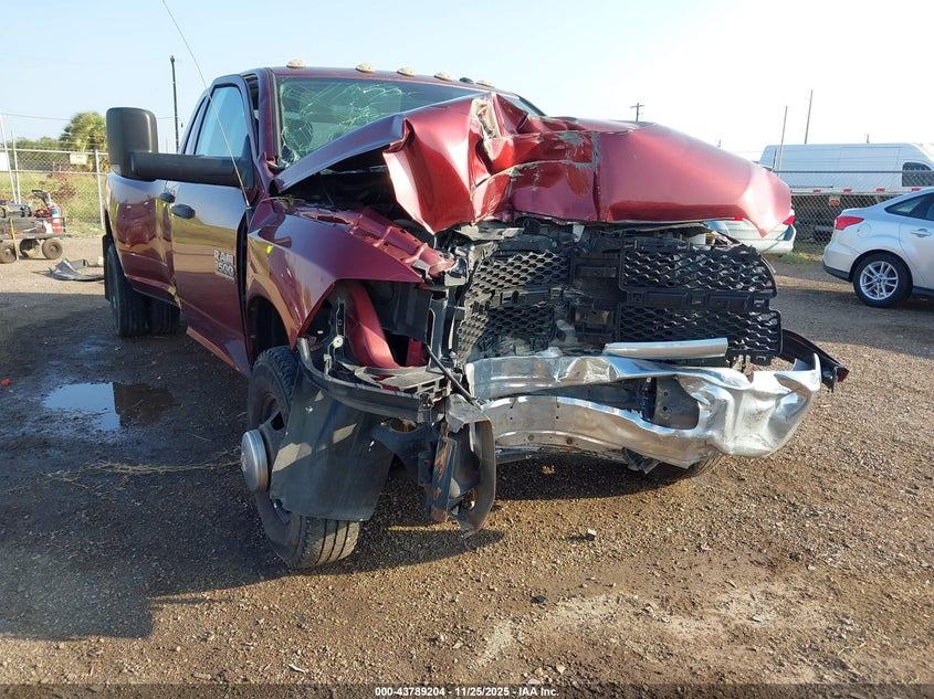 2018 Ram 3500 Tradesman 4X2 8' Box VIN: 3C63RPGL8JG421450 Lot: 43789204