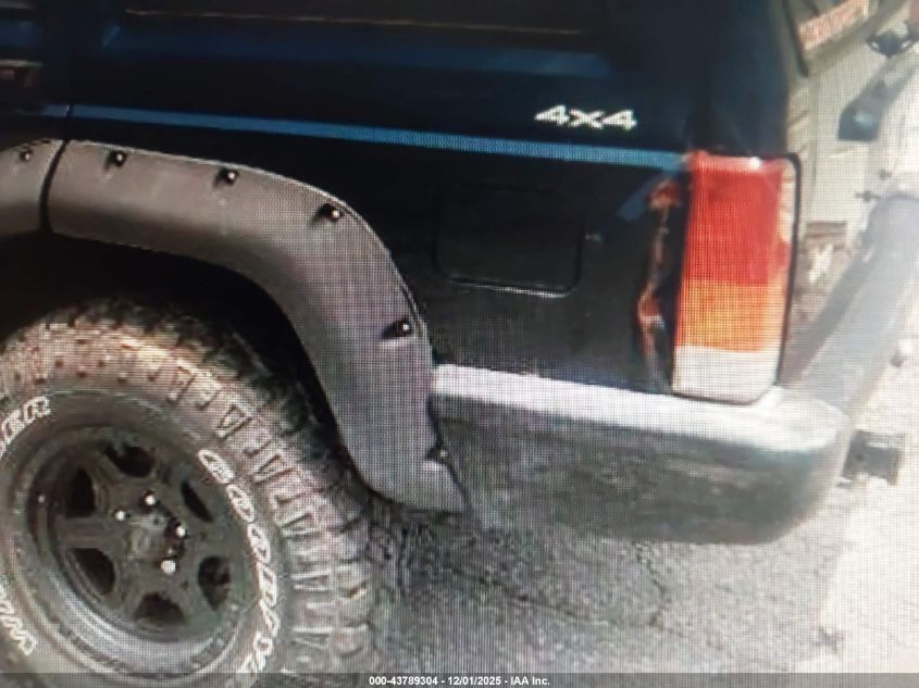 2001 Jeep Cherokee Sport VIN: 1J4FF48S71L505419 Lot: 43789304