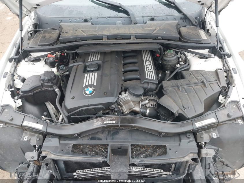 2009 BMW 328I VIN: WBAWL13509PX25842 Lot: 43789396