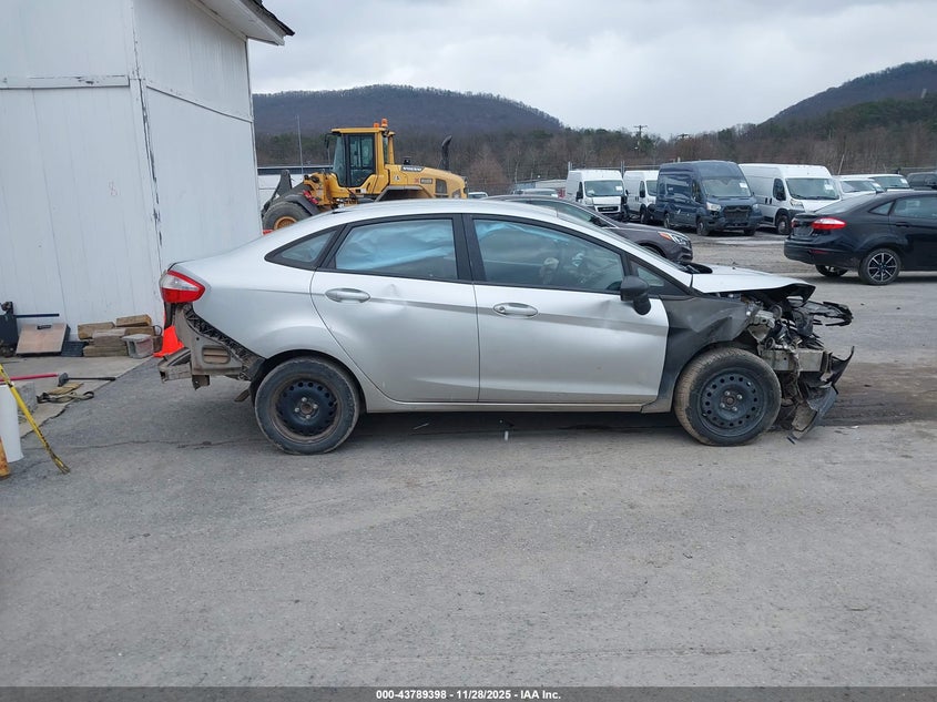 2014 Ford Fiesta S VIN: 3FADP4AJ7EM127642 Lot: 43789398
