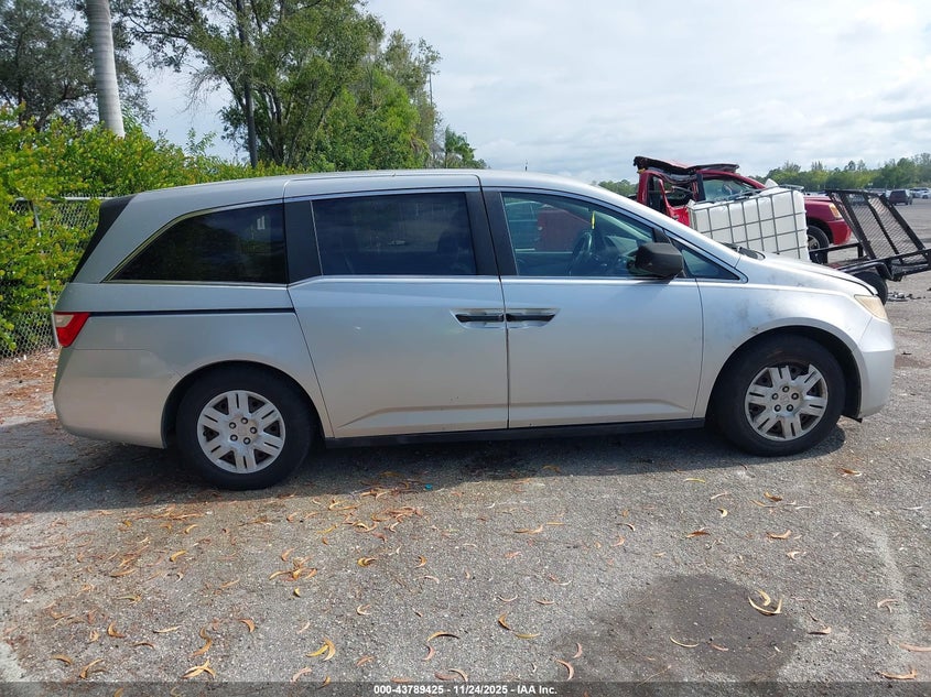 5FNRL5H2XDB001052 2013 HONDA ODYSSEY photo no. 13