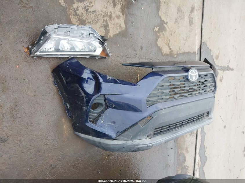 2019 Toyota Rav4 Xle VIN: JTMW1RFV5KD513061 Lot: 43789451