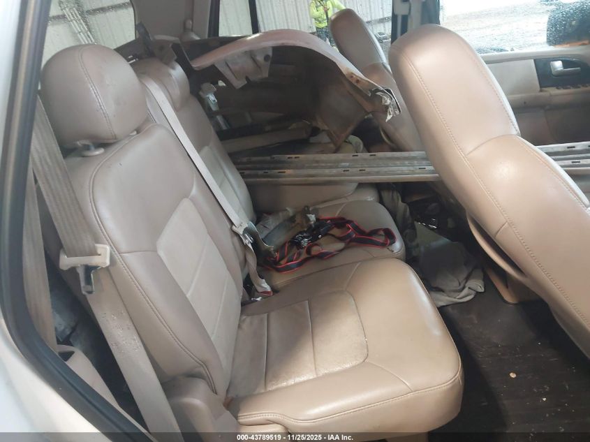 2004 Ford Expedition Eddie Bauer VIN: 1FMPU17L64LA76704 Lot: 43789519