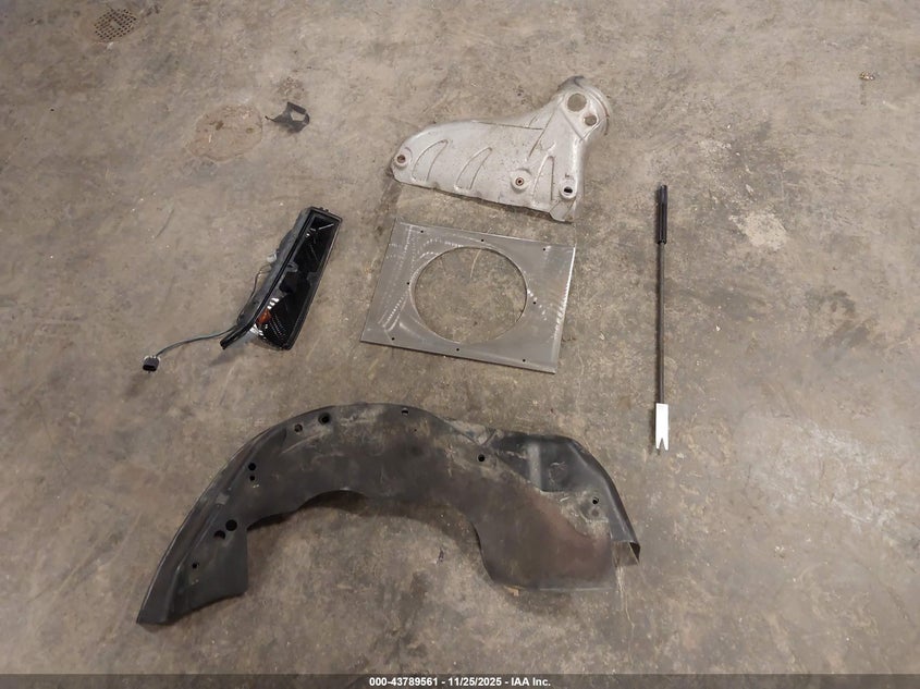 2005 Chevrolet Colorado Ls VIN: 1GCDS196458122586 Lot: 43789561