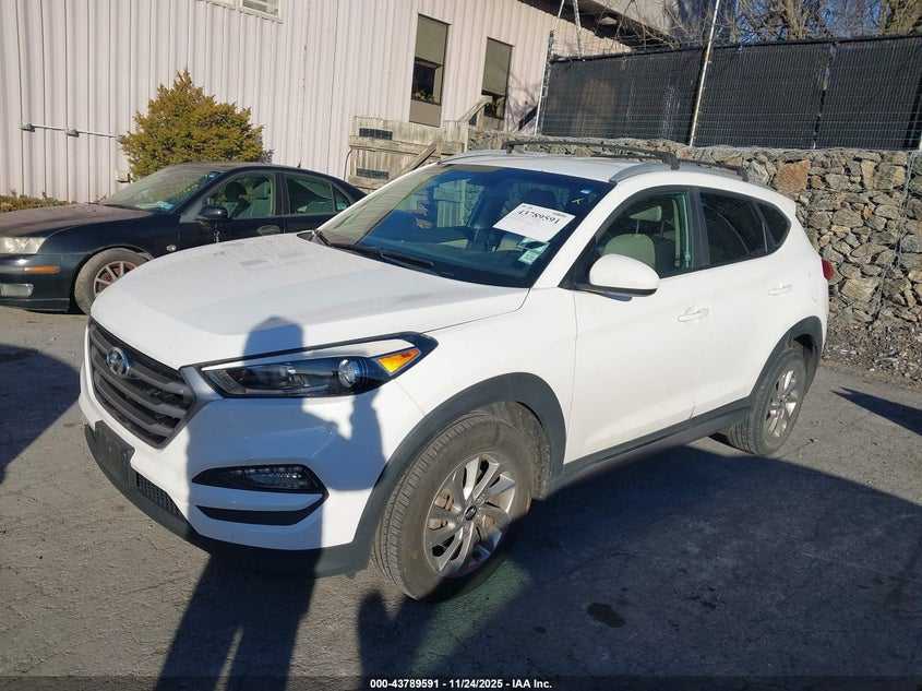 KM8J3CA44HU343263 2017 HYUNDAI TUCSON photo no. 2
