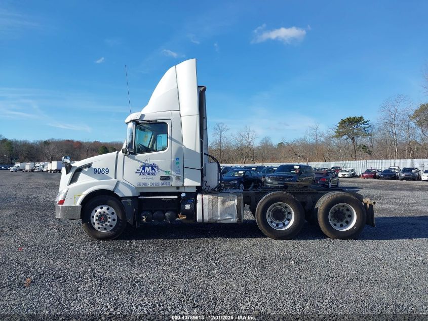 2015 Volvo Vn Vnl VIN: 4V4NC9EG0FN909069 Lot: 43789613