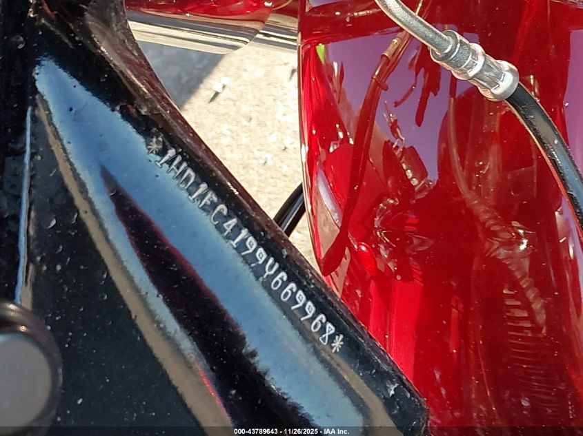 2009 Harley-Davidson Flhtcu VIN: 1HD1FC4199Y669968 Lot: 43789643