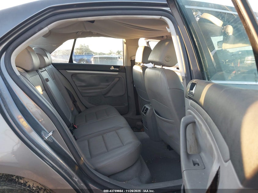 2006 Volkswagen Jetta Tdi VIN: 3VWRT71K96M787590 Lot: 43789664