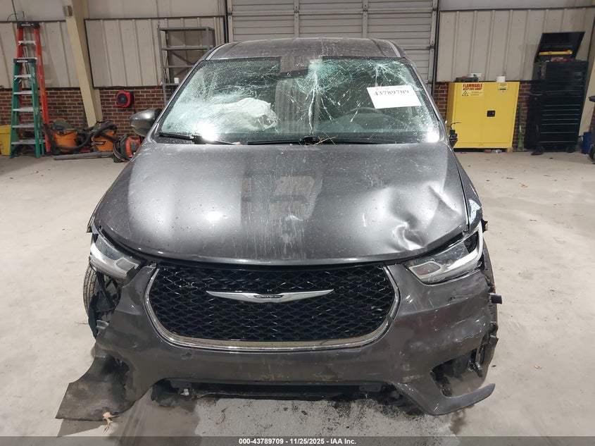 2023 Chrysler Pacifica Touring L VIN: 2C4RC1BG2PR534325 Lot: 43789709