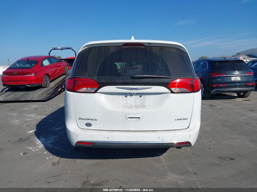 2020 Chrysler Pacifica Limited VIN: 2C4RC1GG8LR284463 Lot: 43789722