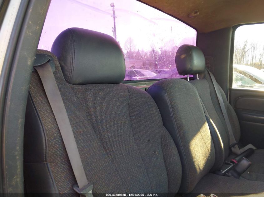 2001 Chevrolet Silverado 1500 VIN: 1GCEC14W61Z170314 Lot: 43789728