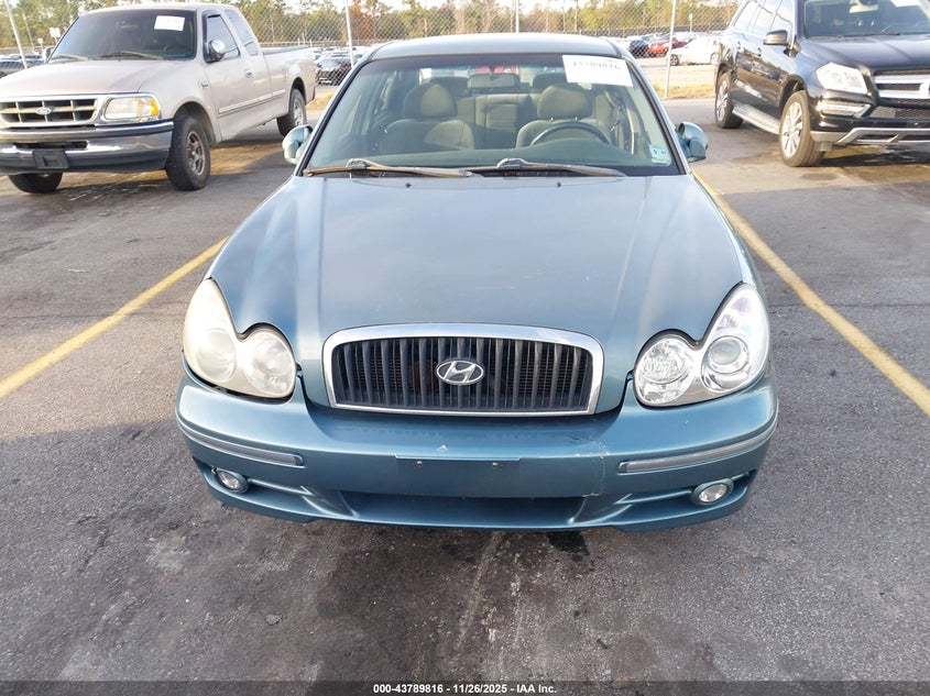 2004 Hyundai Sonata Gls/Lx VIN: KMHWF35H54A919805 Lot: 43789816