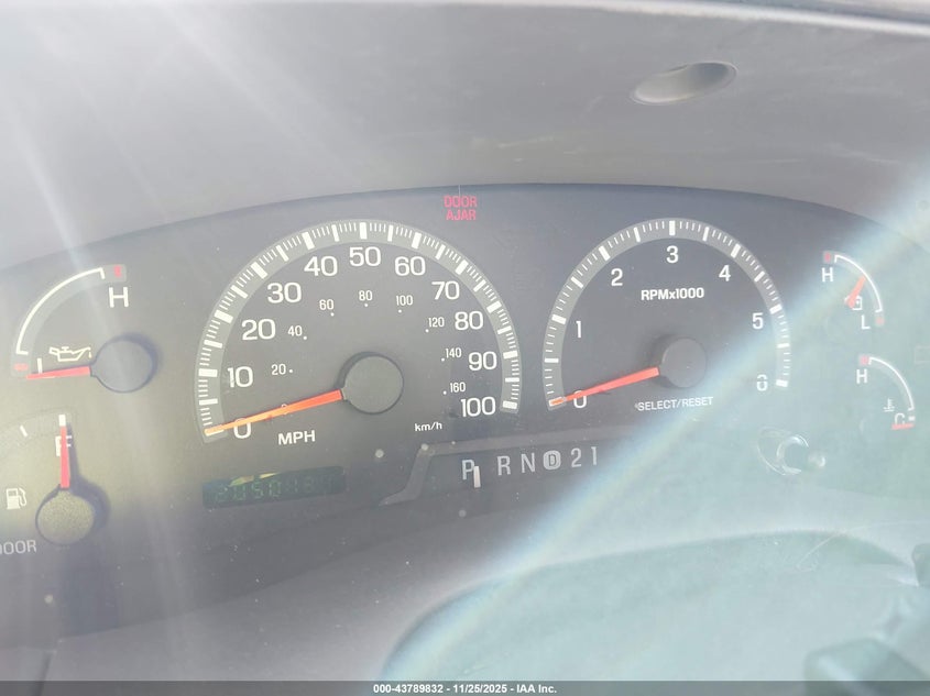 2001 Ford F-150 Harley-Davidson Edition/King Ranch Edition/Lariat/Xlt VIN: 1FTRW07L01KE39131 Lot: 43789832