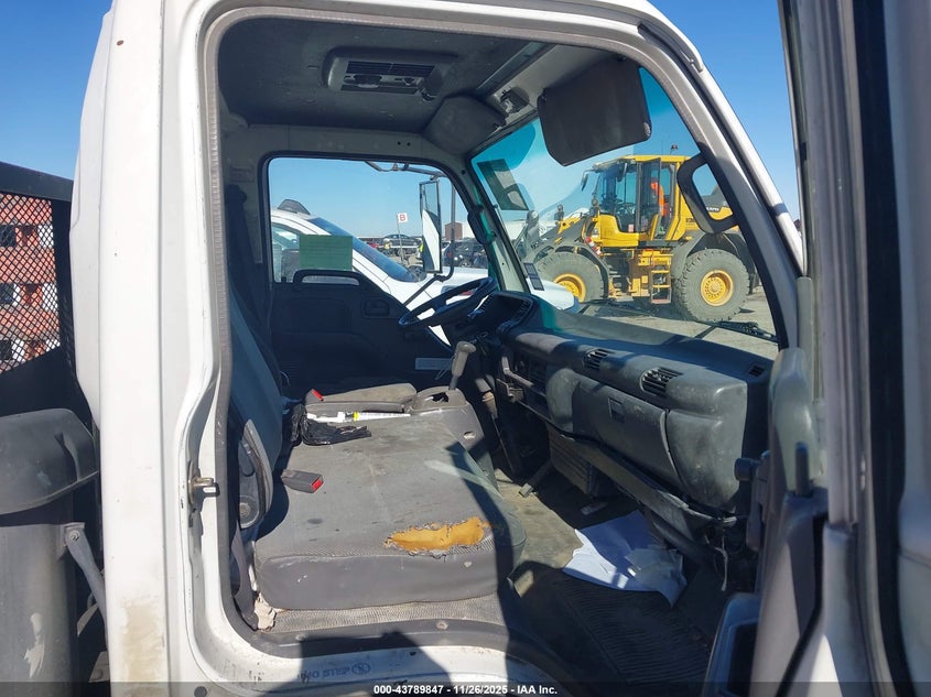 2000 GMC W4500 W45042 VIN: J8DC4B14XY7005884 Lot: 43789847