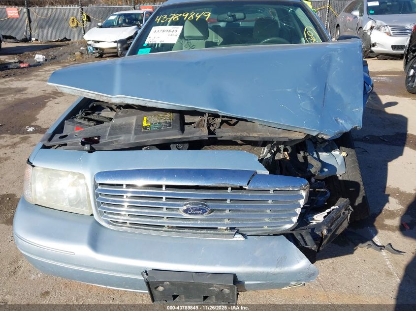 2005 Ford Crown Victoria Standard VIN: 2FAFP73W15X137865 Lot: 43789849