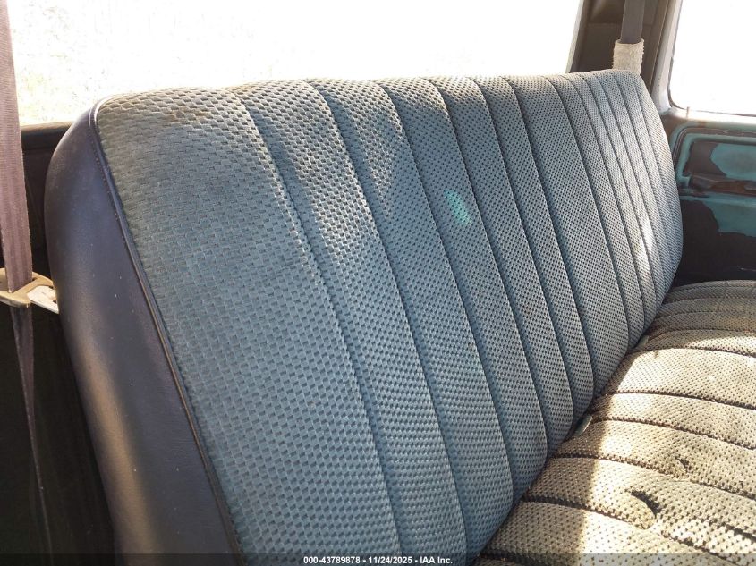 1983 Ford F100 VIN: 1FTCF10Y2DNA53993 Lot: 43789878