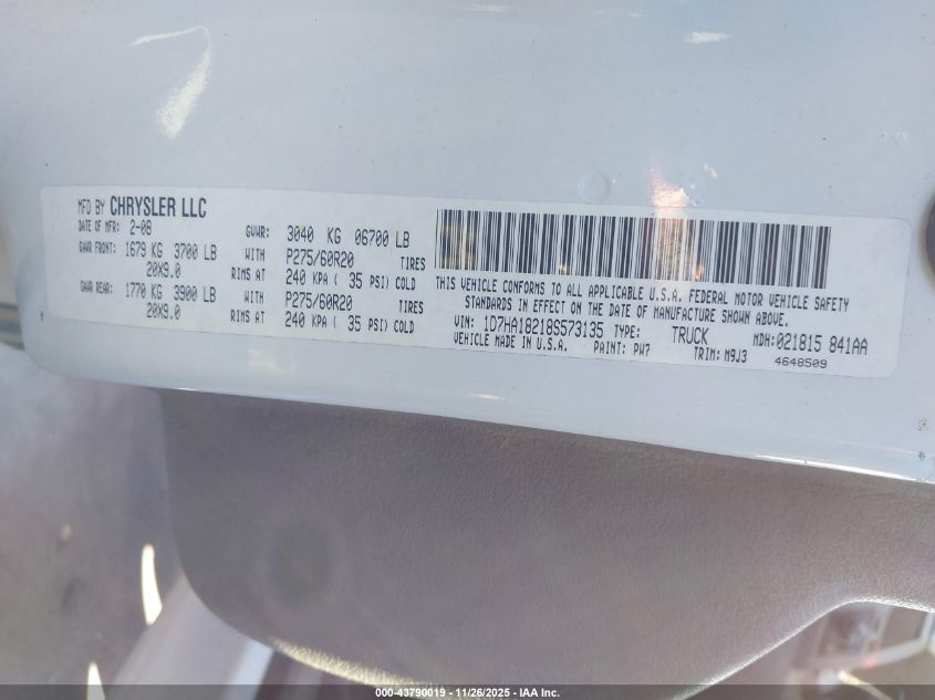 2008 Dodge Ram 1500 Slt VIN: 1D7HA18218S573135 Lot: 43790019