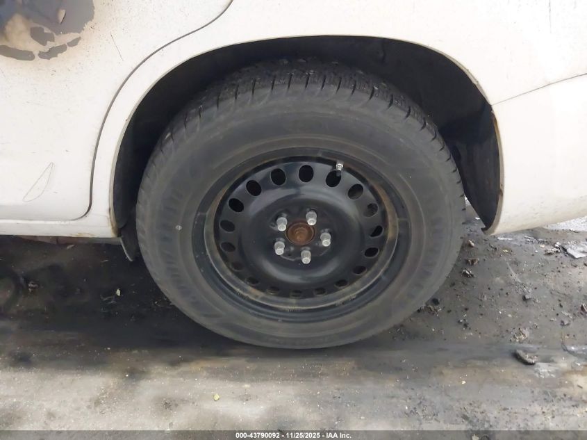 2007 Toyota Rav4 Base V6 VIN: JTMBK33V975019011 Lot: 43790092