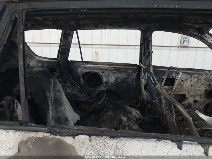 2007 Toyota Rav4 Base V6 VIN: JTMBK33V975019011 Lot: 43790092