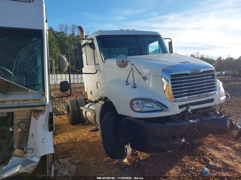 2007 Freightliner Conventional Columbia VIN: 1FUBA5CGX7LY39814 Lot: 43790160