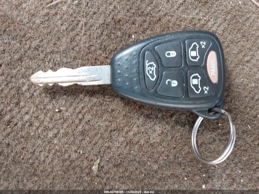 2007 Chrysler Town & Country Touring VIN: 2A8GP54L47R273771 Lot: 43790165