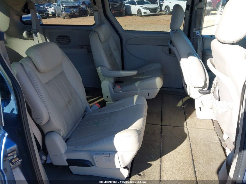 2007 Chrysler Town & Country Touring VIN: 2A8GP54L47R273771 Lot: 43790165