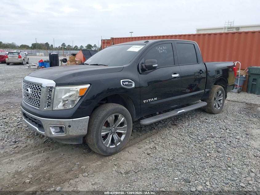1N6AA1E6XHN544165 2017 NISSAN TITAN photo no. 2