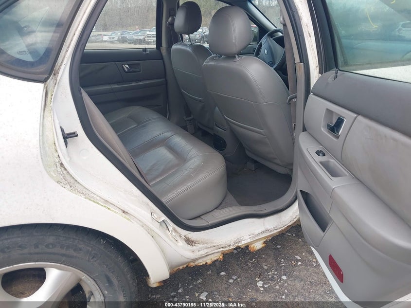 2002 Ford Taurus Ses VIN: 1FAFP55U22A270929 Lot: 43790185