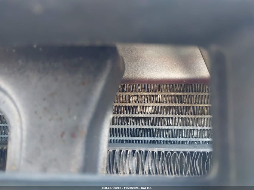 1993 Chevrolet G20 VIN: 2GBEG25KXP4108392 Lot: 43790242