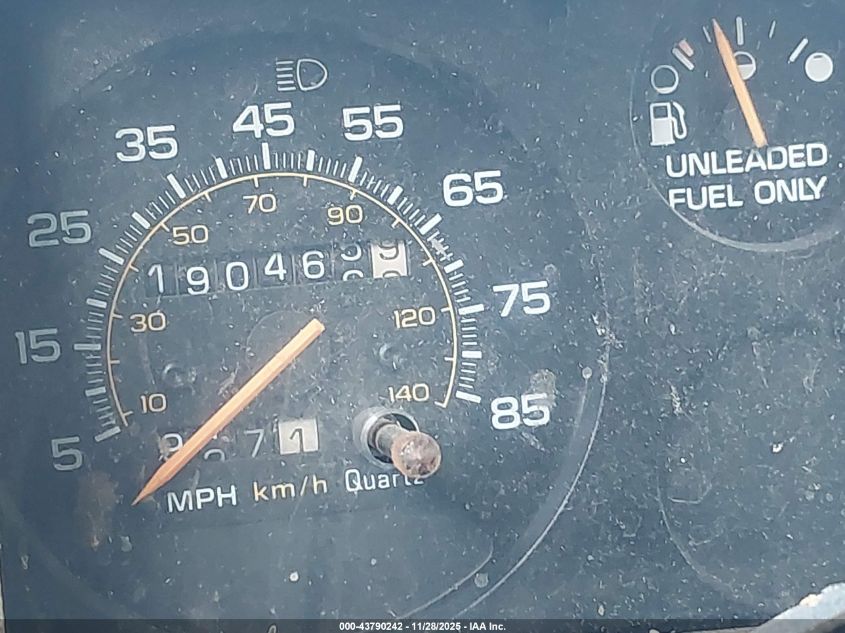 1993 Chevrolet G20 VIN: 2GBEG25KXP4108392 Lot: 43790242